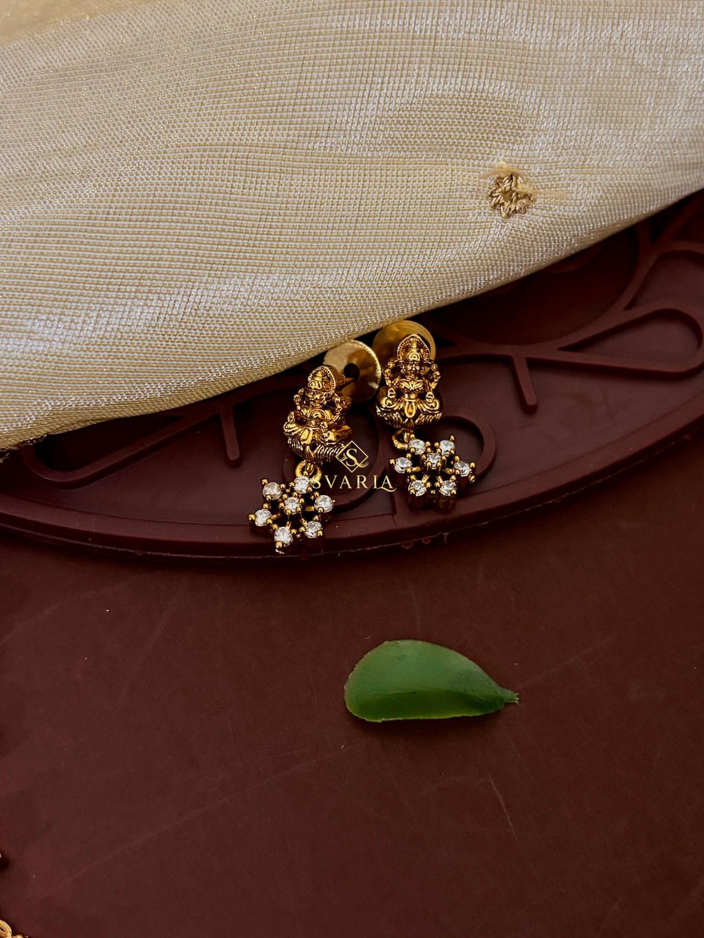 Lakshmi Temple Diamond Floral Necklace with Jhumka Earrings - S1014