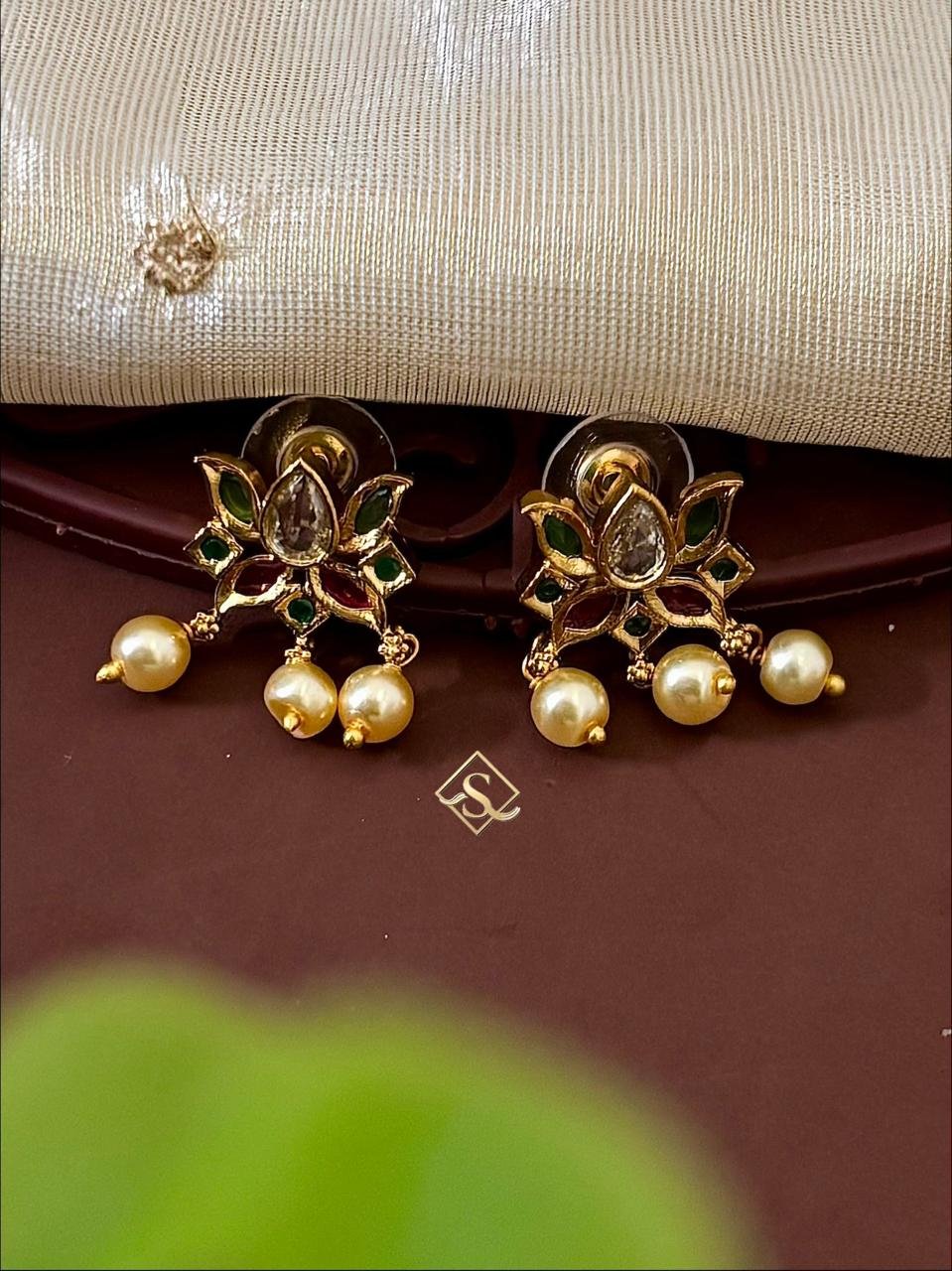 Polki Lotus Choker Set with Pearl Drops & Earrings – S1025